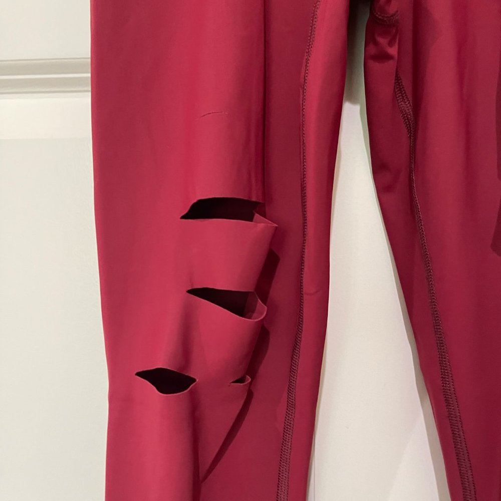 ALO Ripped Warrior High-Waist Laser Cutout Leggings - Picture 3 of 6